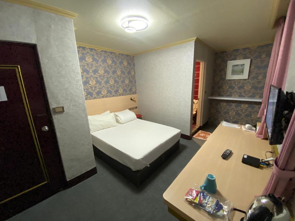 Rich Zone Hotel Тайпей Екстериор снимка
